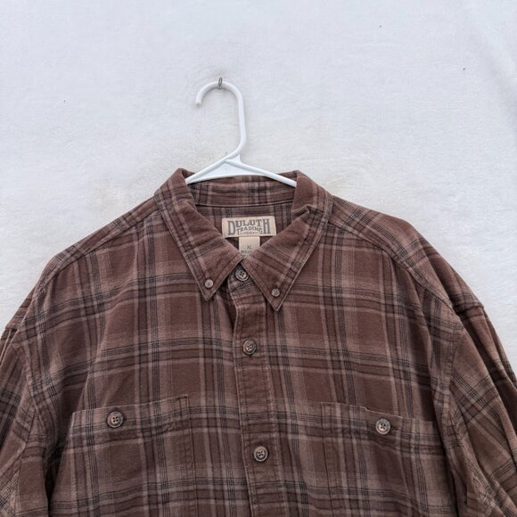 Duluth Shirt Men XL Brown Plaid Free Swingin Flannel Relexed Outdoor Button Down - Picture 2 of 8